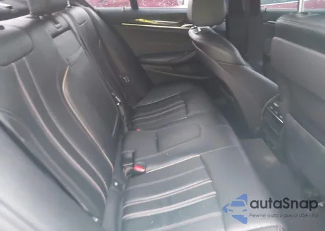 2018 BMW 530I xDrive z USA, uszkodzony, nr VIN WBAJA7C58JWA73021